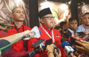 Hasto Bantah Negosiasi KPU Soal PAW Caleg PDIP: Buat Apa?