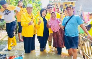 Hj Erlita Budiarti Peduli Korban Banjir Pantura