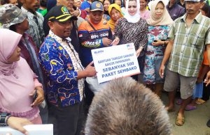Anggota DPRD dan DPR RI dari Partai Demokrat Beri Bantuan Korban Banjir Pantura