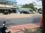 KERACUNAN MBG SMAN TOMO MEMBENGKAK DRAMATIS: DARI 13 MENJADI 30 SISWA, PUBLIK DESAK APH TINDAK TEGAS DAPUR PRODUKSI