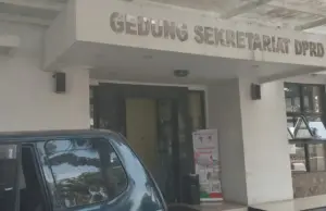 Pelayanan Publik di Kantor Setwan DPRD Kota Tasikmalaya Dikeluhkan, Panitia Santunan Minta Penjelasan