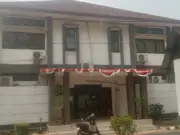 Seorang Peserta Pelatihan Kerja Di Balai Latihan Kerja (BLK) Dinas Tenaga Kerja dan Transmigrasi (Disnakertrans) Kabupaten Subang, Jawa Barat, Mengeluhkan Sertifikat Pelatihan Yang Hingga Kini Belum Diterimanya.